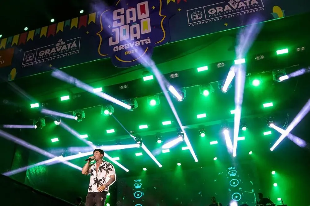 Senhoras e Senhores, São João de Gravatá. E que noite! CONFIRA TODAS AS IMAGENS, CLICANDO AQUI!