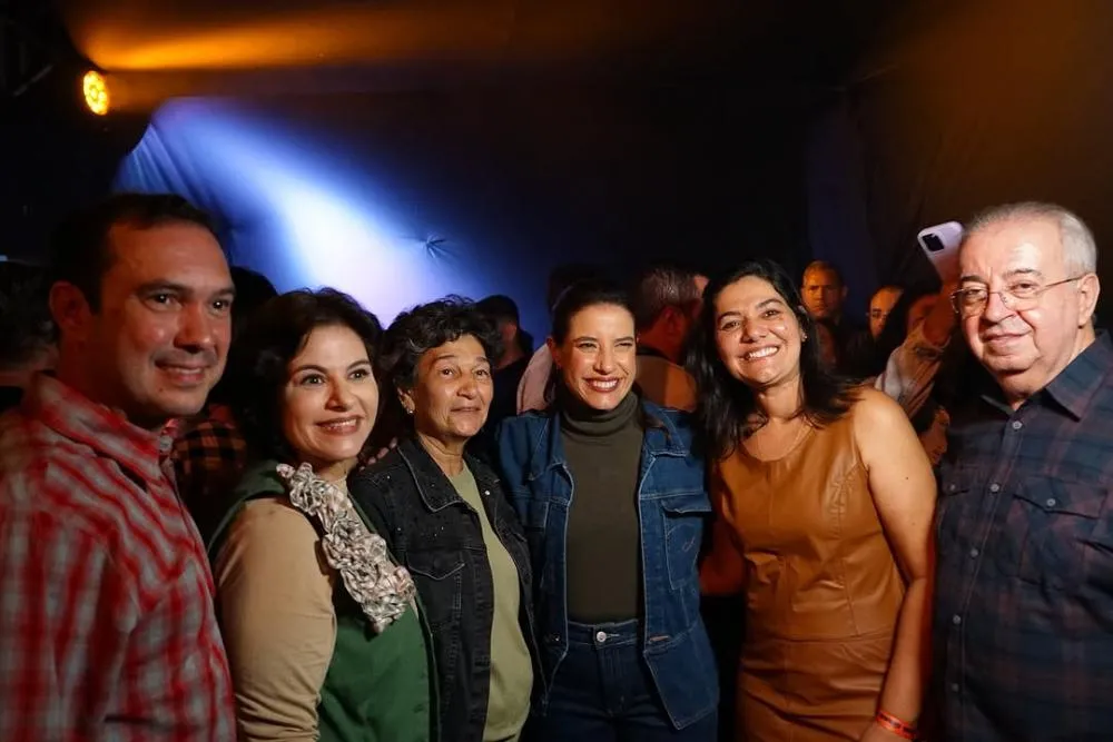 Senhoras e Senhores, São João de Gravatá. E que noite! CONFIRA TODAS AS IMAGENS, CLICANDO AQUI!