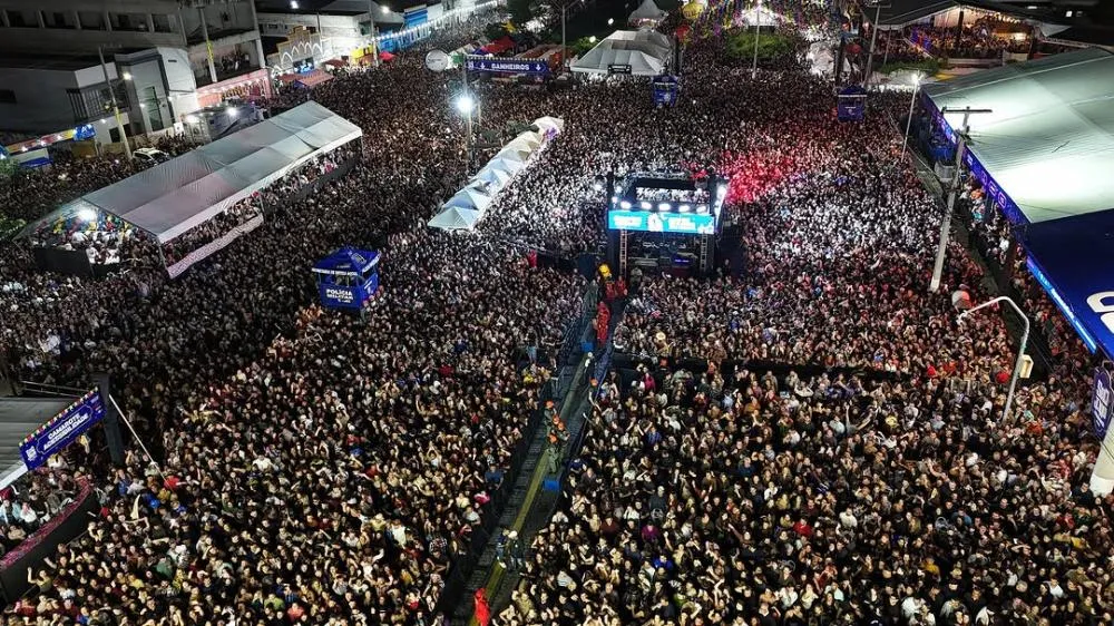 Senhoras e Senhores, São João de Gravatá. E que noite! CONFIRA TODAS AS IMAGENS, CLICANDO AQUI!