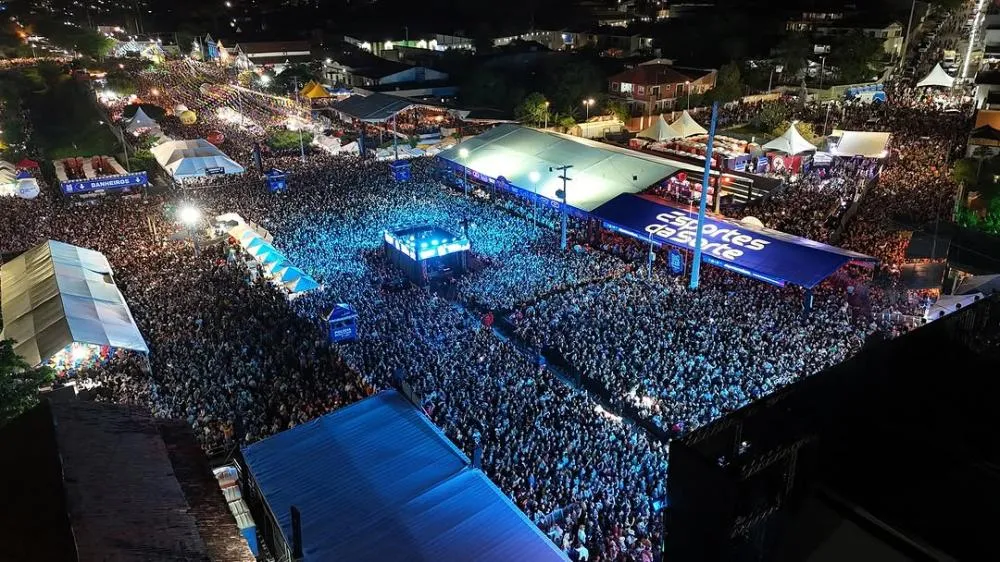 Senhoras e Senhores, São João de Gravatá. E que noite! CONFIRA TODAS AS IMAGENS, CLICANDO AQUI!
