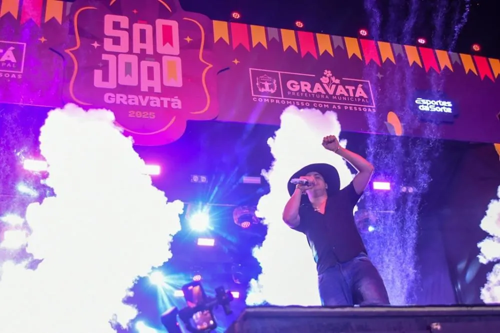Explosão de alegria, forró e emoção: primeira noite do São João de Gravatá foi um sucesso!