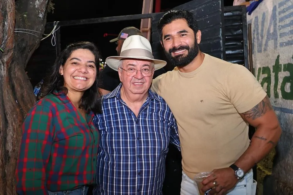 Explosão de alegria, forró e emoção: primeira noite do São João de Gravatá foi um sucesso!
