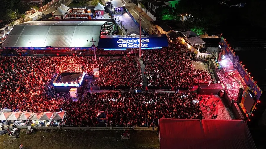 Os melhores momentos da segunda noite do São João da Gente já estão no ar! É Gravatá mostrando sua força, sua alegria e seus encantos pro mundo inteiro!
