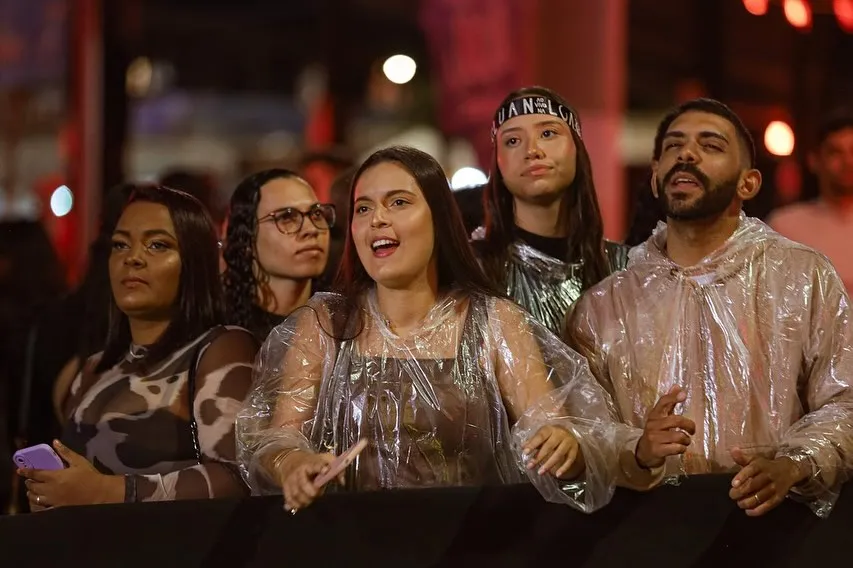 As melhores imagens da terceira noite do São João da Gente estão no ar! A emoção da multidão, os sorrisos dos fãs, os momentos marcantes no palco e toda a beleza do São João de Gravatá