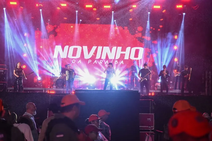 Sábado de forró aquece noite fria no Pátio de Eventos em Gravatá. Mais do que entretenimento, nosso São João representa um importante motor para a economia da nossa cidade