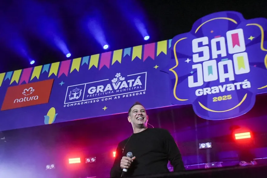 Sábado de forró aquece noite fria no Pátio de Eventos em Gravatá. Mais do que entretenimento, nosso São João representa um importante motor para a economia da nossa cidade